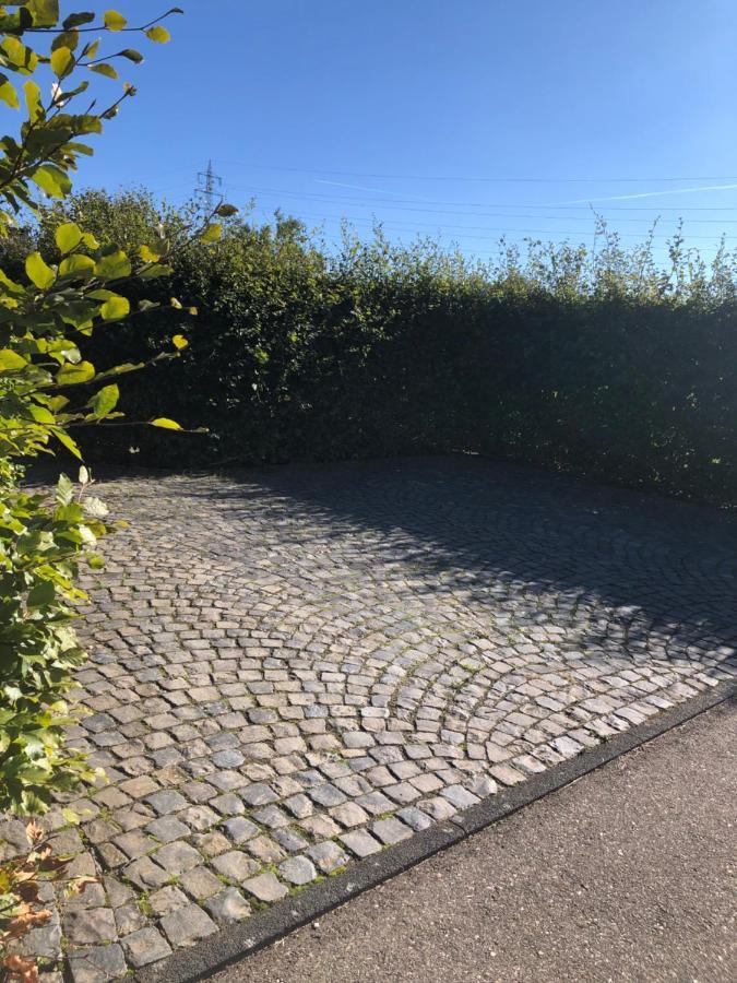Attraktive Wohnung-Elztalidyll-zwischen Mosel,Nürburgring und Burg Eltz Kollig Exterior foto