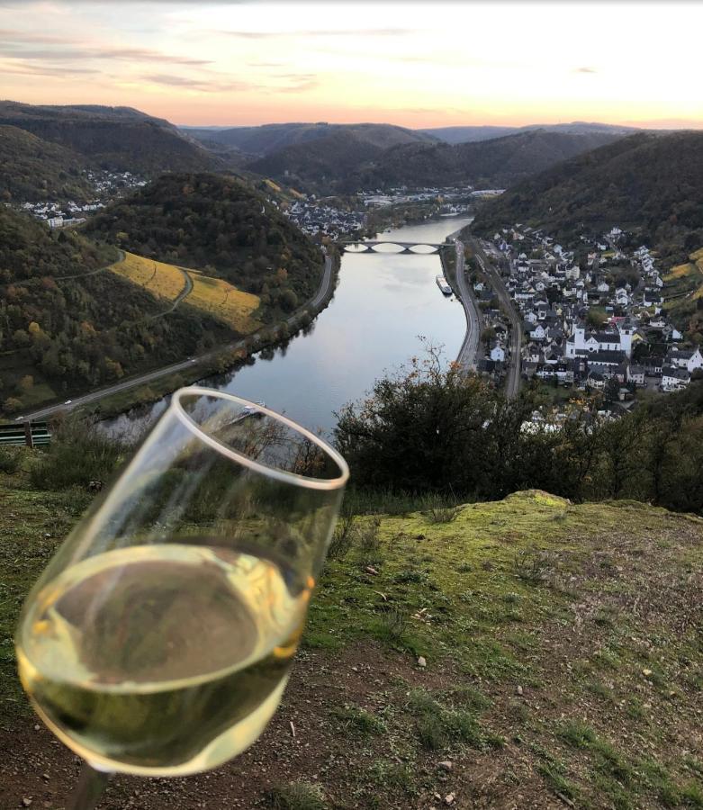 Attraktive Wohnung-Elztalidyll-zwischen Mosel,Nürburgring und Burg Eltz Kollig Exterior foto