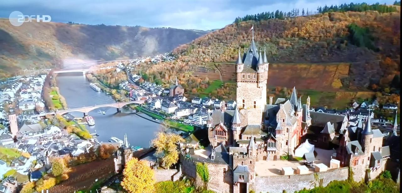 Attraktive Wohnung-Elztalidyll-zwischen Mosel,Nürburgring und Burg Eltz Kollig Exterior foto